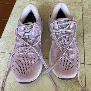 Asics Gel Kayano 28 Light Pink Running Shoes